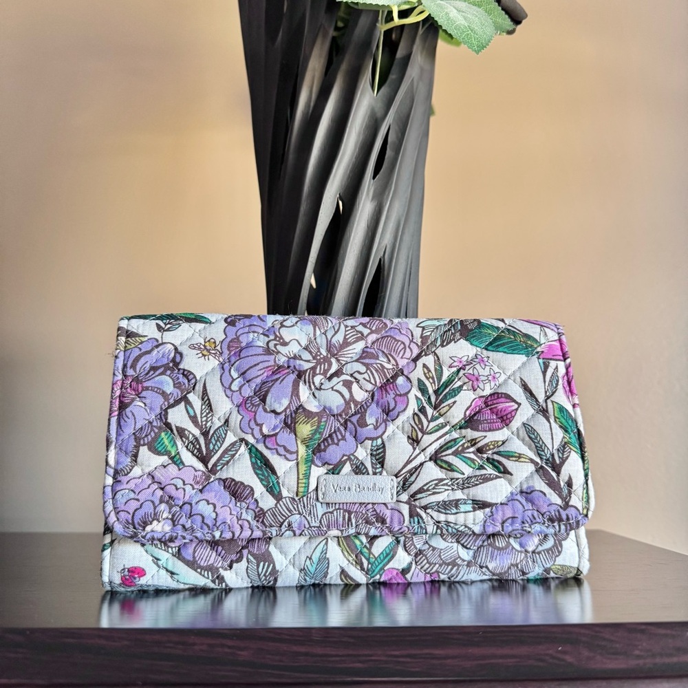Vera Bradley RFID Wallet in Lavender Meadow